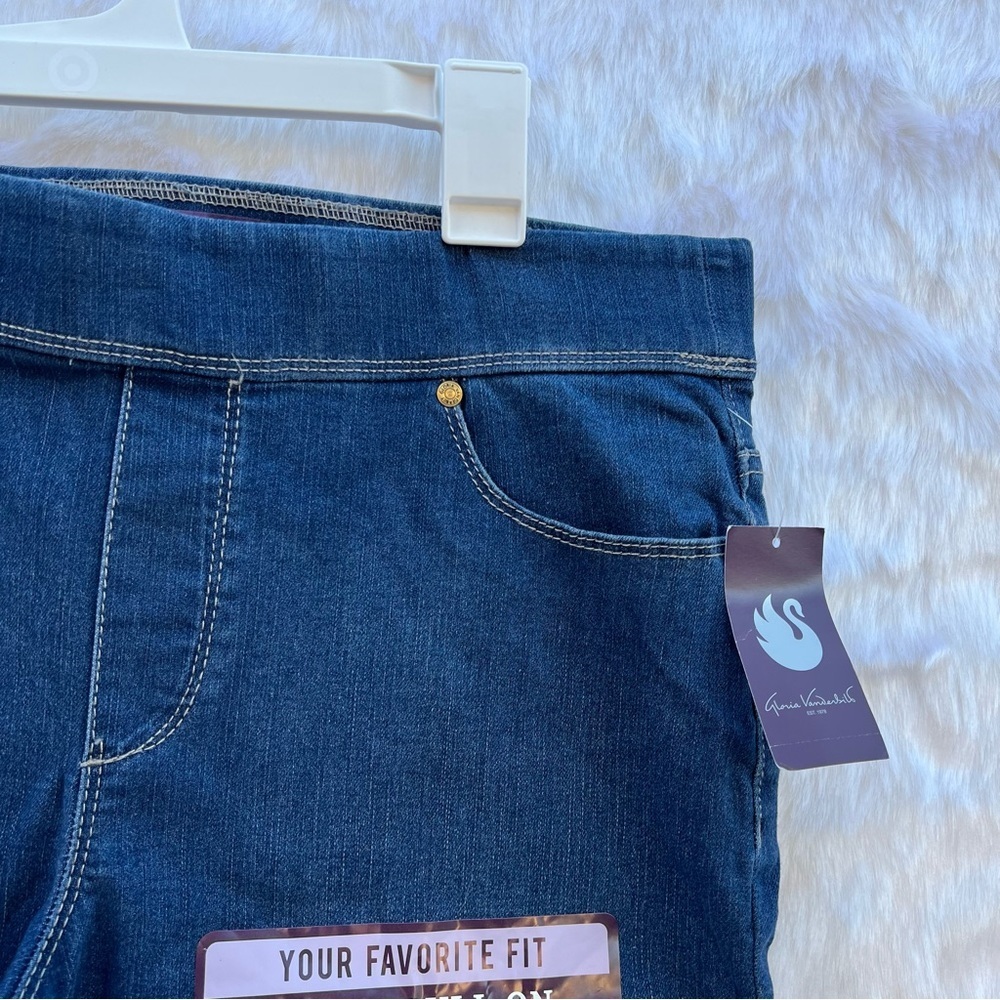NWT‎ Gloria Vanderbilt Women's Avery Pull on Bermuda Short - Picture 5 of 16